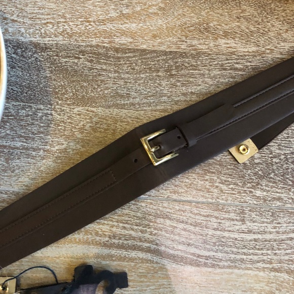 IP Blue Linea Pelle Brown Buckle Belt - Picture 2 of 5